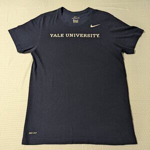 Yale Bulldogs Nike T-Shirt (Medium) DRI-FIT - Great Condition